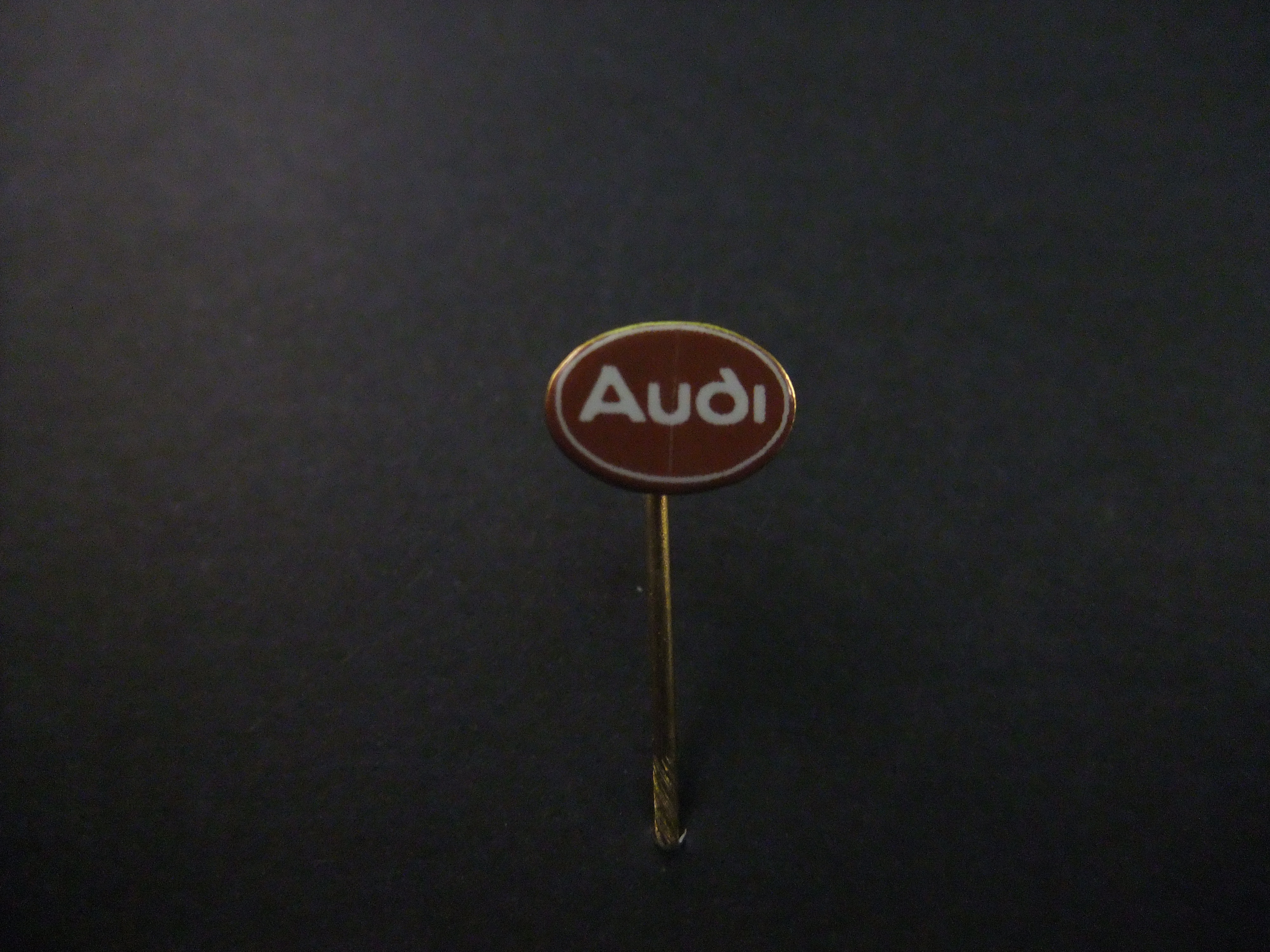 Audi logo bruin-wit